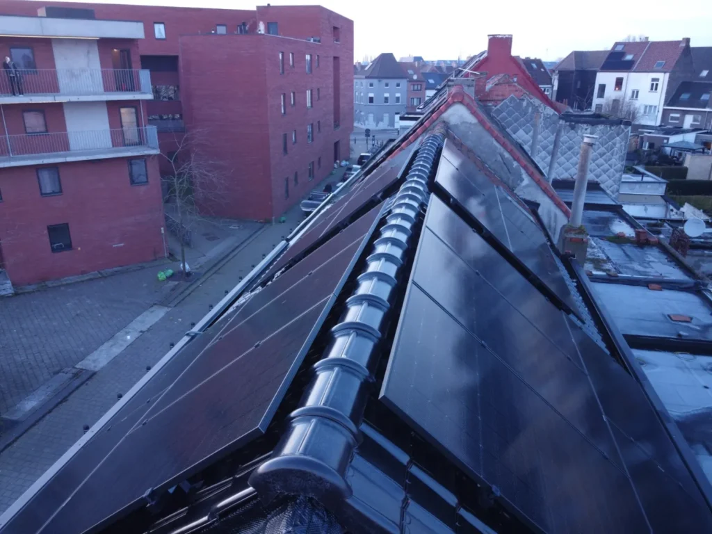 Dak- en gevelrenovatie Gent: foto 5 van de werken