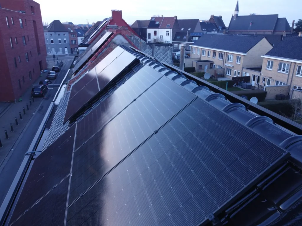 Dak- en gevelrenovatie Gent: foto 6 van de werken