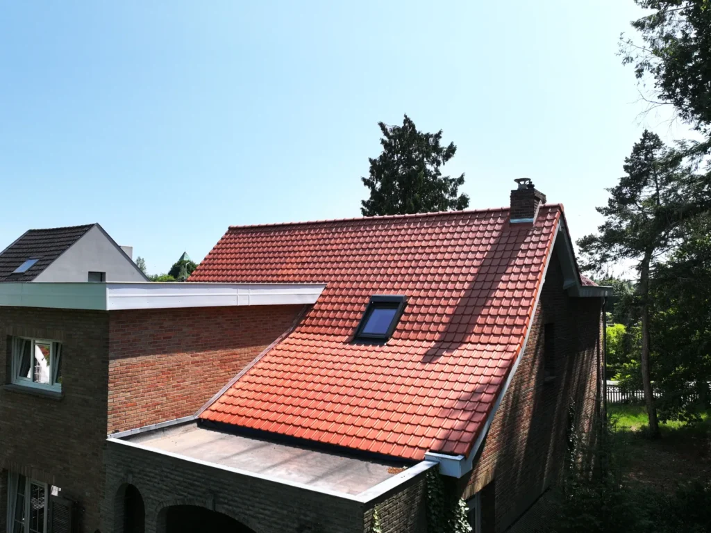 Dakrenovatie Lochristi: het resultaat na de werken
