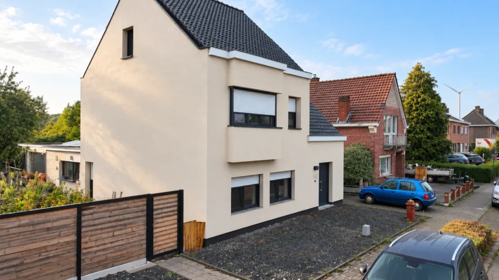 Gevelrenovatie Evergem: de woning met de vernieuwde zijgevel